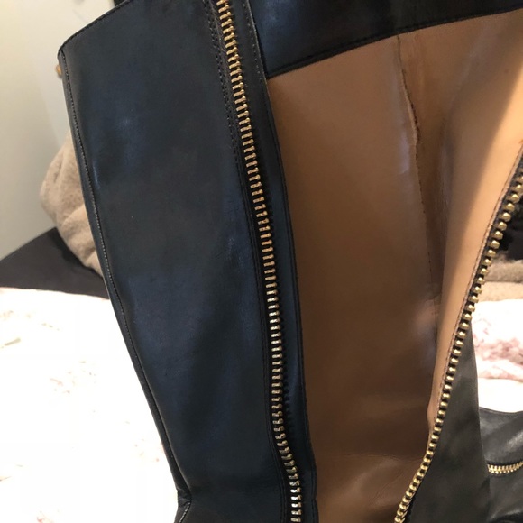 Black Banana Republic boots - Picture 3 of 4